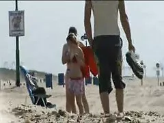 Φίλε τα καταφέρνει με το Girlfriend's Buxom Mom