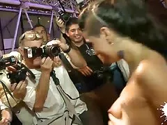 Baeb - Άγριο σπα αργά το βράδυ σεξ με τη μικρούλα Adria Rae στο PornHD