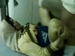 Small Tit GF Stacy Cruz Cums ενώ γλείφεται